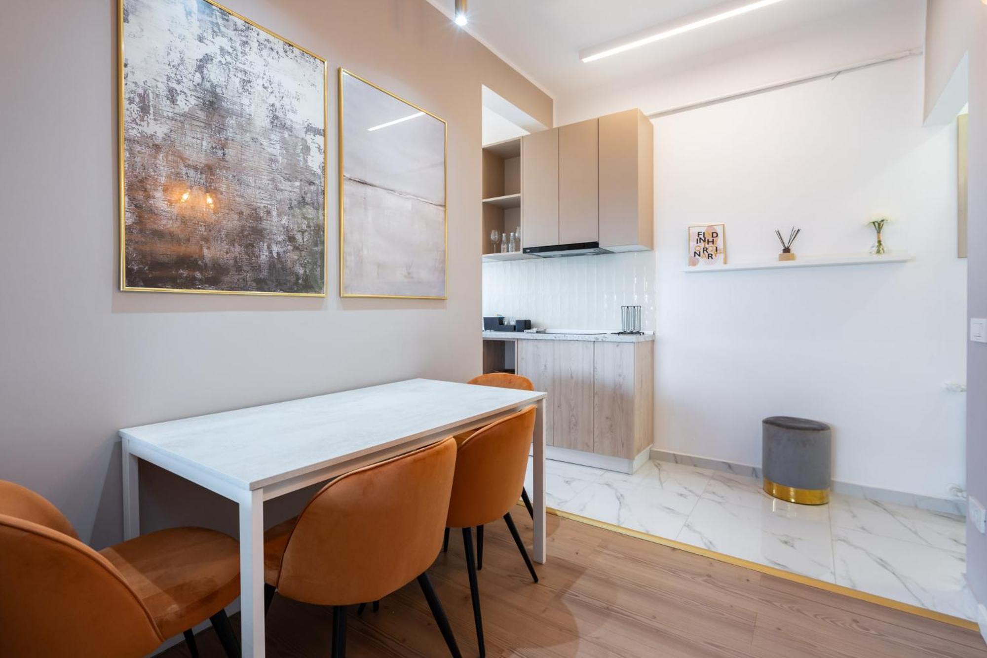 Sunset - Luxury Studio On Calea Victoriei Βουκουρέστι Εξωτερικό φωτογραφία