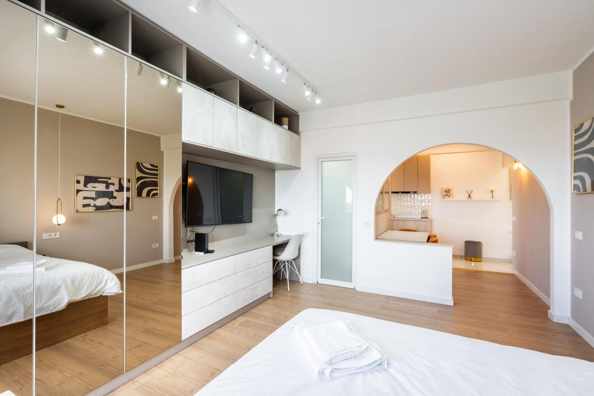Sunset - Luxury Studio On Calea Victoriei Βουκουρέστι Εξωτερικό φωτογραφία